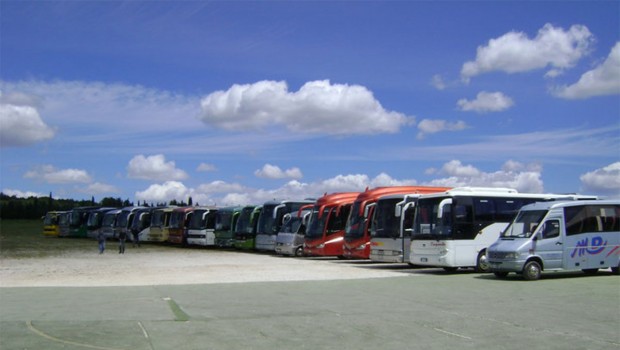 La bellezza di scoprire Napoli in Bus!