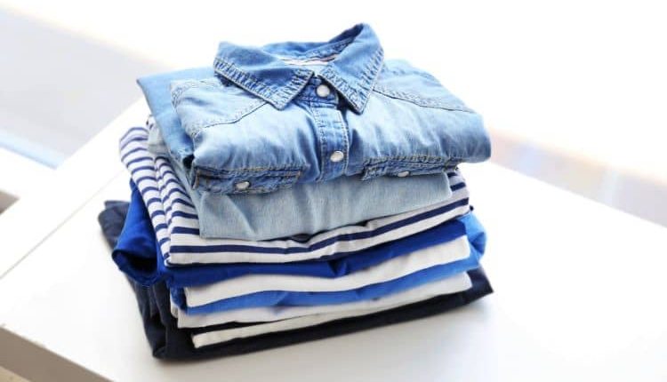 raccolta differenziata dei vestiti